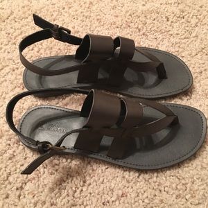Women’s sandals